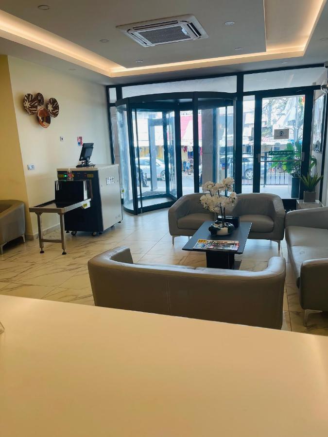Souare Premium Hotel Conakry Bagian luar foto