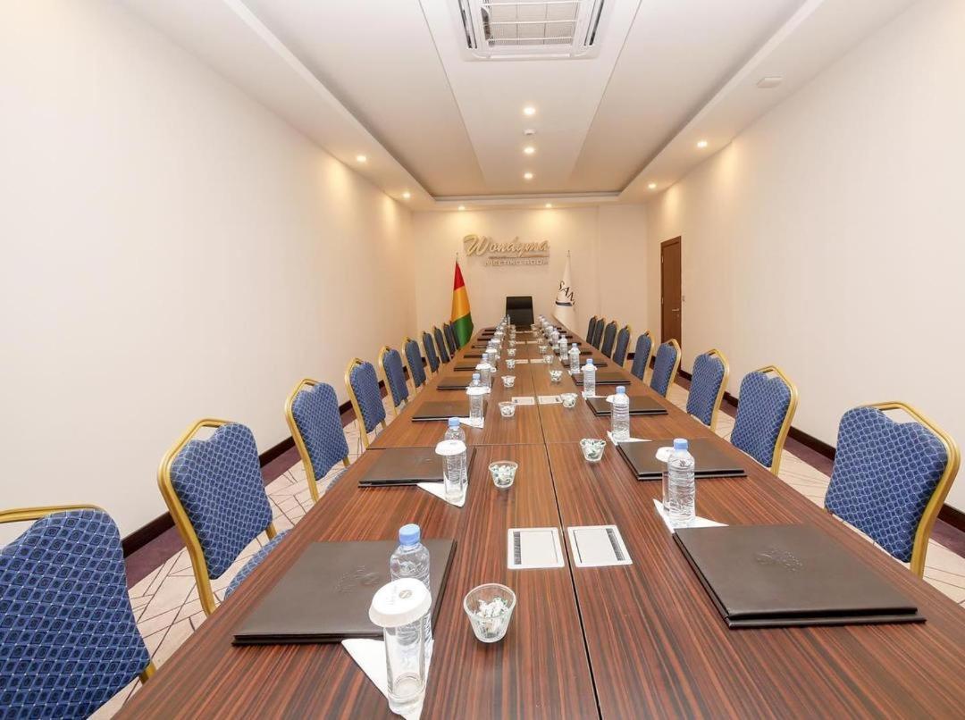 Souare Premium Hotel Conakry Bagian luar foto